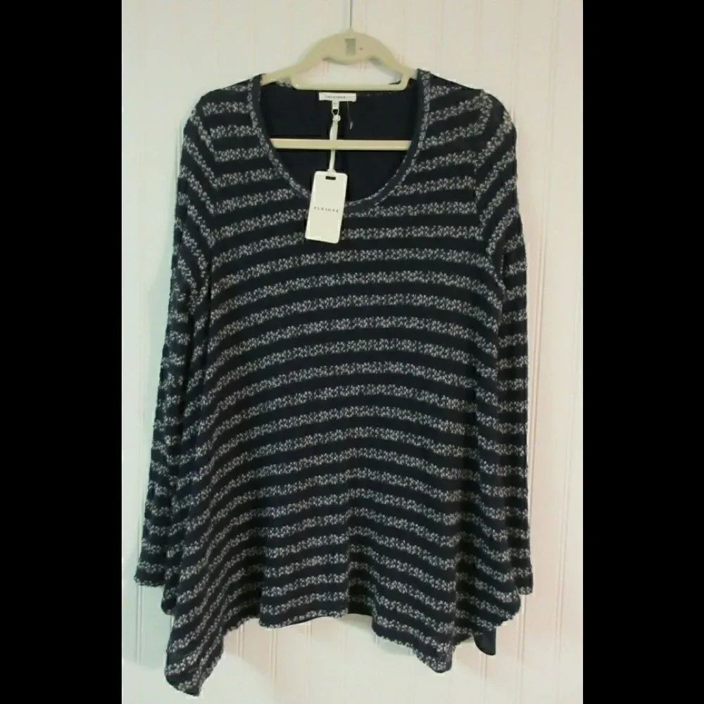 Pleione top knit front sheer back sz L NWT